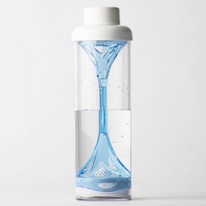 321 Water - Personal Water Filtration Bottle,  | International Design Awards Winners